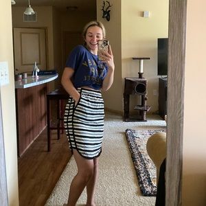 Ann Taylor Loft petite skirt with pockets!!